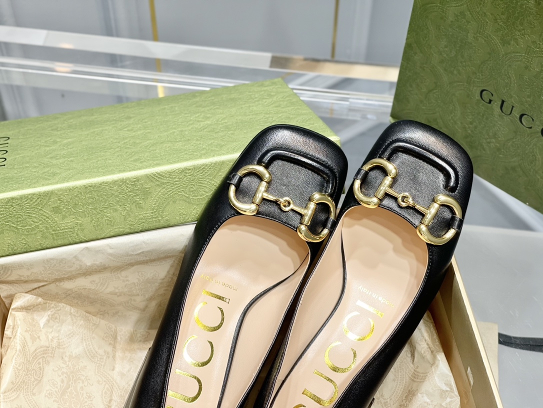 Women's high heels
